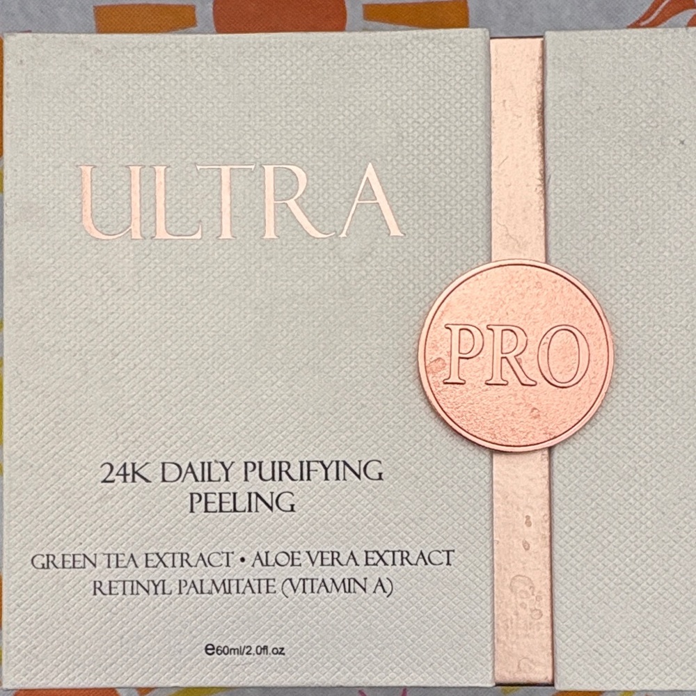 Ultra Pro 24K Daily Purifying Peel - Cream and Gold